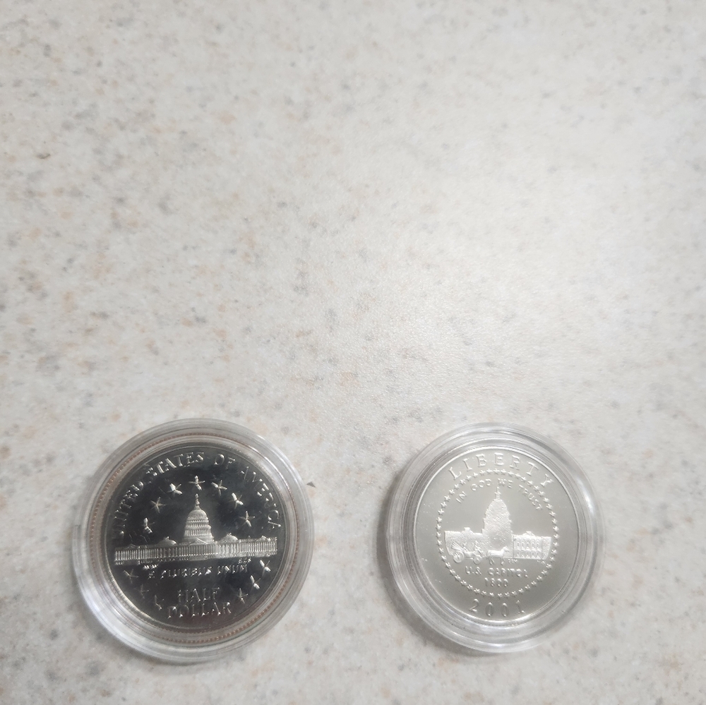 2 proof coins 1989 Bicentennial of Congress, 2001 U.S Capitol Visitor Center